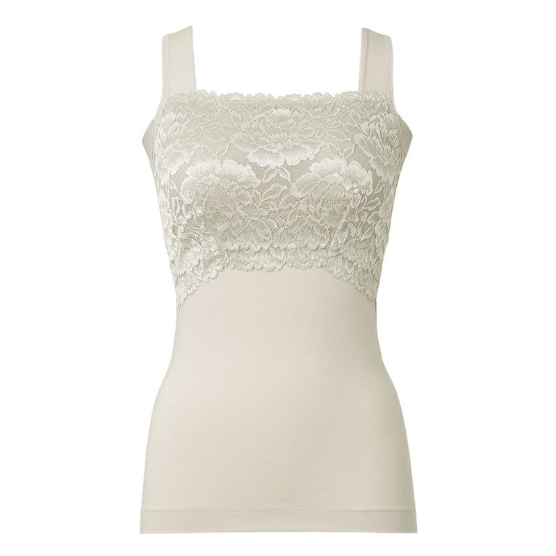 パールグレージュ