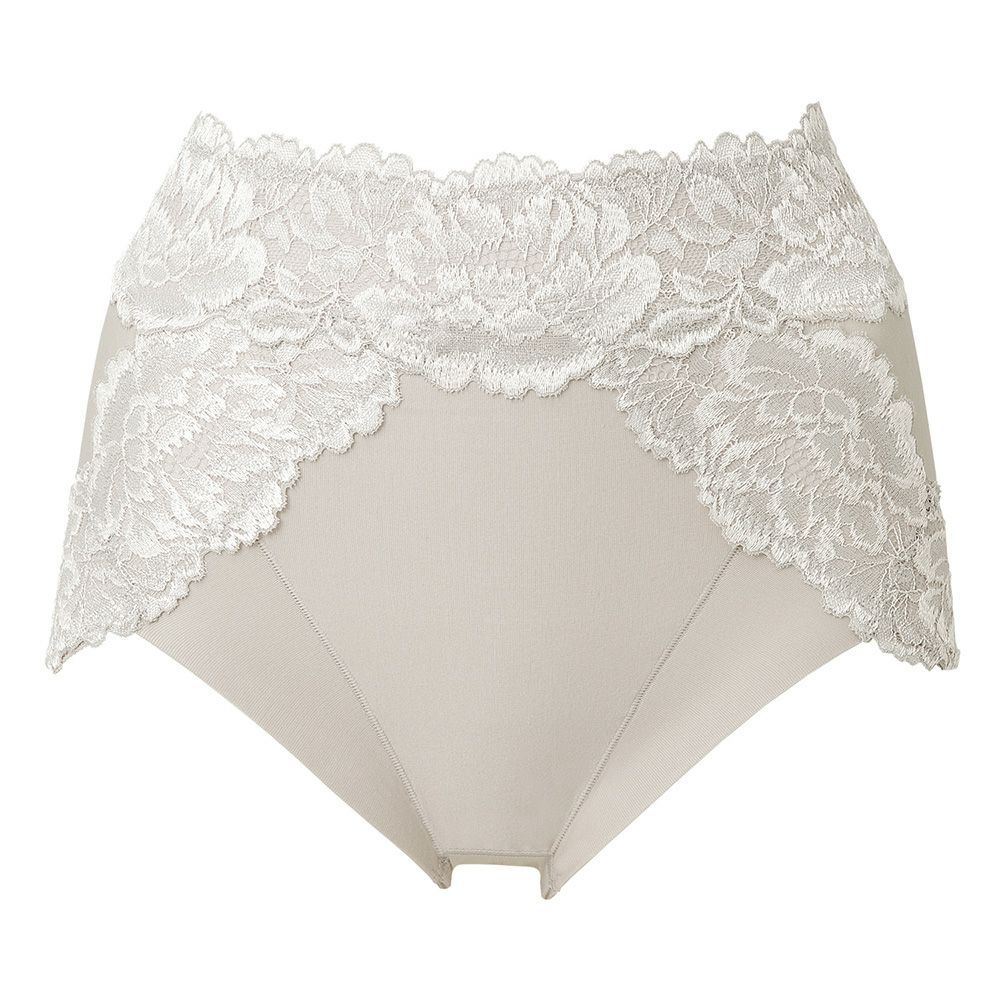 パールグレージュ